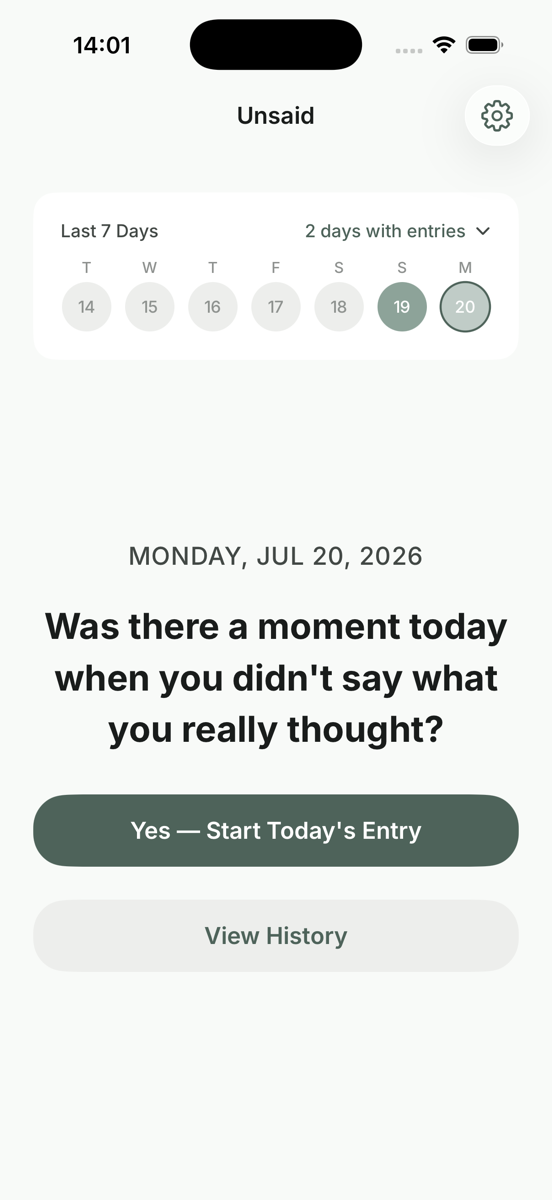 Unsaid home screen: a 30-day calendar and today's question